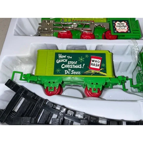 Dr. Seuss The Grinch Christmas Holiday Express Train Play Set 12pc Damaged Box - Picture 5 of 11